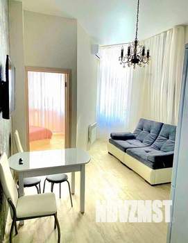 1-к квартира, посуточно, 42м2, 1/1 этаж