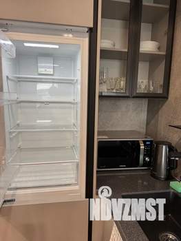 Студия квартира, посуточно, 40м2, 16/20 этаж