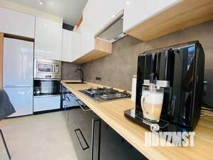 Студия квартира, посуточно, 45м2, 2/3 этаж