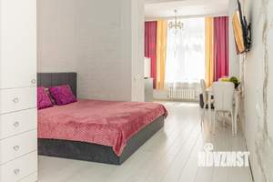 Студия квартира, посуточно, 30м2, 3/10 этаж