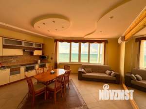 3-к квартира, посуточно, 100м2, 2/2 этаж