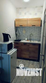 Студия квартира, посуточно, 16м2, 1/4 этаж