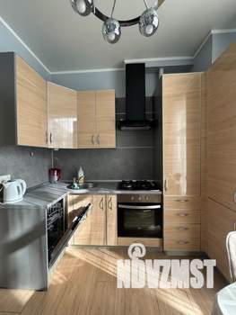 1-к квартира, посуточно, 48м2, 3/6 этаж