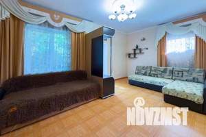 2-к квартира, посуточно, 40м2, 1/4 этаж