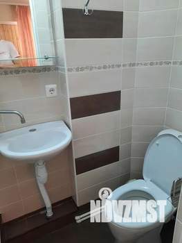 Студия квартира, посуточно, 25м2, 1/3 этаж