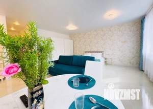 2-к квартира, посуточно, 80м2, 1/2 этаж