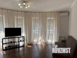 1-к квартира, посуточно, 64м2, 1/1 этаж