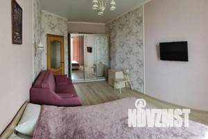 1-к квартира, посуточно, 45м2, 7/8 этаж