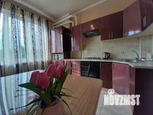 2-к квартира, посуточно, 62м2, 1/5 этаж