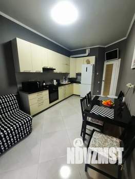 1-к квартира, посуточно, 45м2, 3/8 этаж