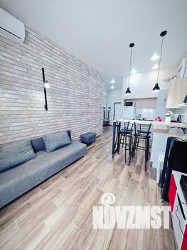 1-к квартира, посуточно, 44м2, 1/8 этаж