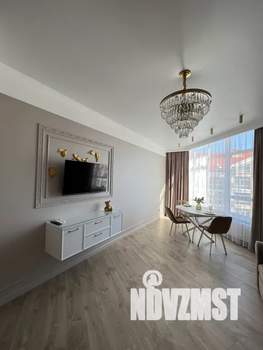 1-к квартира, посуточно, 52м2, 5/6 этаж