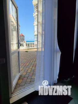 Студия квартира, посуточно, 38м2, 1/5 этаж