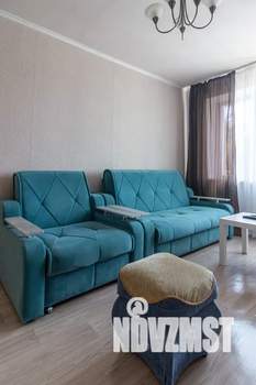 2-к квартира, посуточно, 42м2, 4/5 этаж