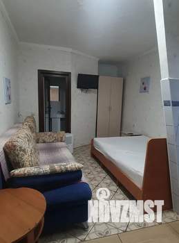 Студия квартира, посуточно, 20м2, 1/3 этаж