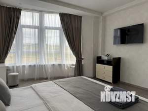 1-к квартира, посуточно, 69м2, 5/8 этаж