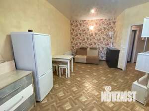 Студия квартира, посуточно, 35м2, 1/10 этаж