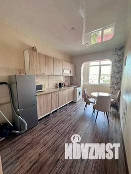 1-к квартира, посуточно, 40м2, 6/6 этаж