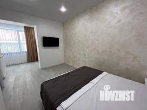 Студия квартира, посуточно, 40м2, 1/3 этаж