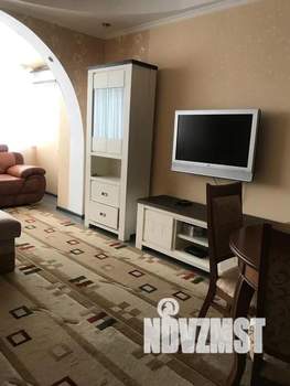 3-к квартира, посуточно, 84м2, 6/10 этаж