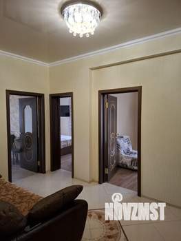 3-к квартира, посуточно, 64м2, 2/6 этаж