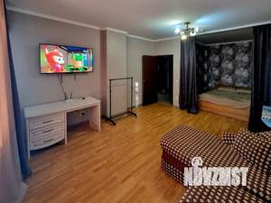 1-к квартира, посуточно, 50м2, 5/10 этаж
