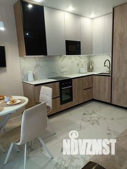 1-к квартира, посуточно, 60м2, 1/1 этаж