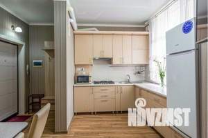 2-к квартира, посуточно, 43м2, 3/3 этаж