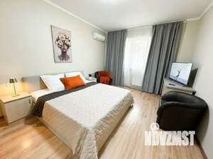 1-к квартира, посуточно, 62м2, 1/1 этаж