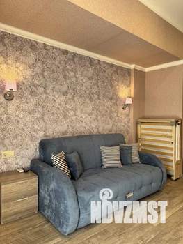 Студия квартира, посуточно, 25м2, 1/6 этаж