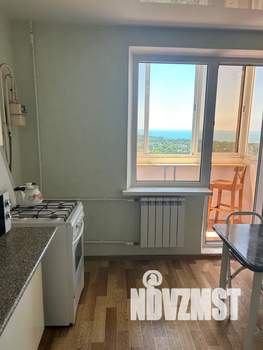 1-к квартира, посуточно, 36м2, 9/10 этаж