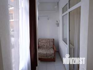 Студия квартира, посуточно, 42м2, 1/9 этаж