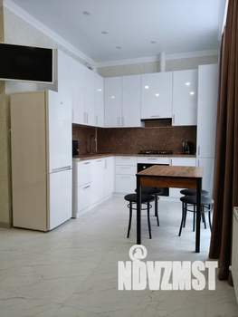 1-к квартира, посуточно, 44м2, 3/6 этаж