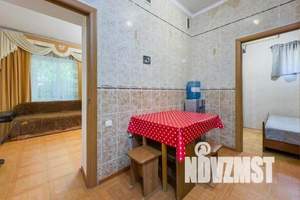 2-к квартира, посуточно, 40м2, 1/4 этаж