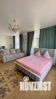1-к квартира, посуточно, 50м2, 1/3 этаж