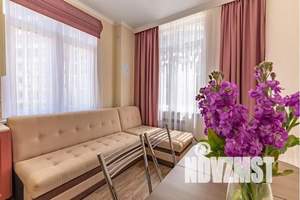 1-к квартира, посуточно, 40м2, 1/8 этаж