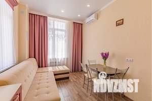 1-к квартира, посуточно, 40м2, 1/8 этаж