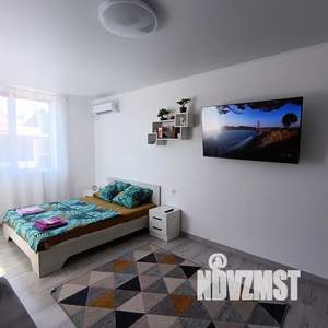 1-к квартира, посуточно, 45м2, 3/3 этаж