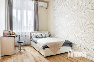 2-к квартира, на длительный срок, 72м2, 1/8 этаж