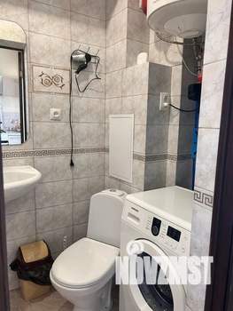 Студия квартира, посуточно, 25м2, 1/3 этаж