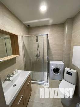 Студия квартира, посуточно, 35м2, 2/3 этаж