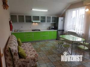 1-к квартира, посуточно, 100м2, 4/4 этаж