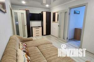 2-к квартира, посуточно, 37м2, 3/5 этаж