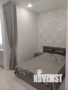 Студия квартира, посуточно, 34м2, 4/8 этаж