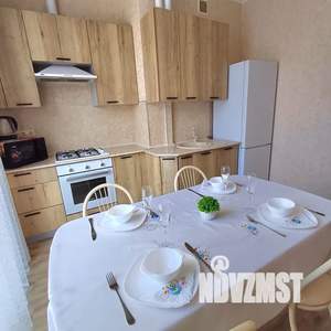 2-к квартира, посуточно, 62м2, 3/6 этаж