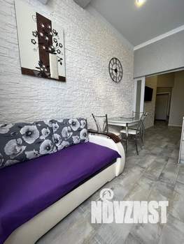 Студия квартира, посуточно, 33м2, 3/7 этаж