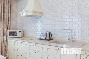 1-к квартира, посуточно, 40м2, 4/4 этаж