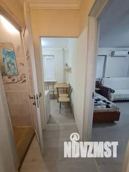 1-к квартира, посуточно, 28м2, 1/2 этаж