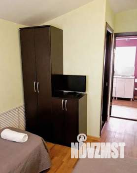 2-к квартира, посуточно, 40м2, 2/2 этаж