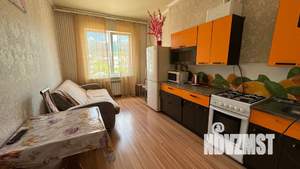 1-к квартира, посуточно, 42м2, 4/6 этаж